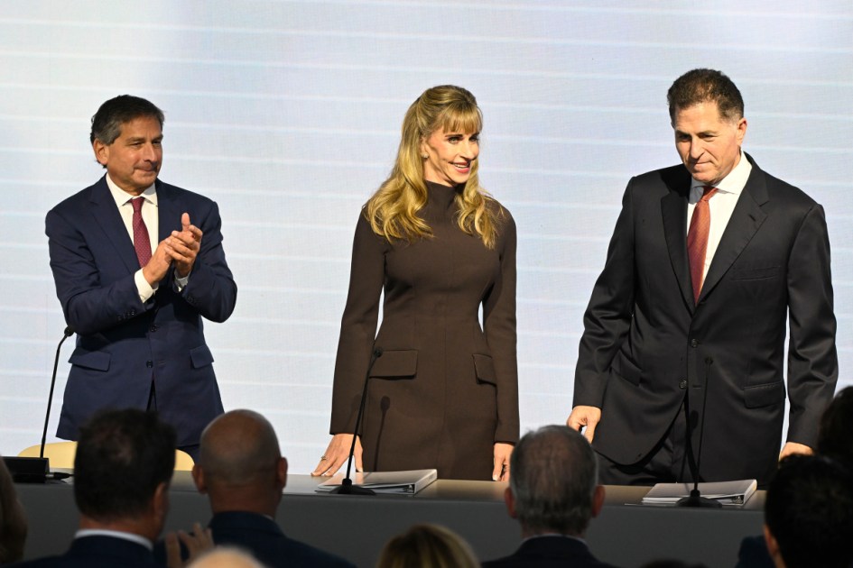Michael and Susan Dell attend the announcement of a new medical center and research campus.